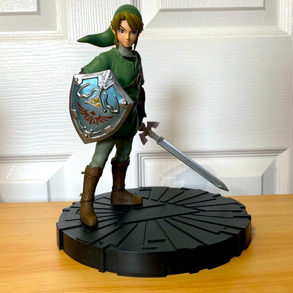 The Legend of Zelda: Link Dark Horse PVC First4figures Statue - Picture 2 of 4